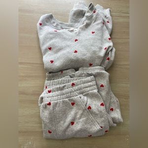 Colsie heart pattern crop top and jogger set